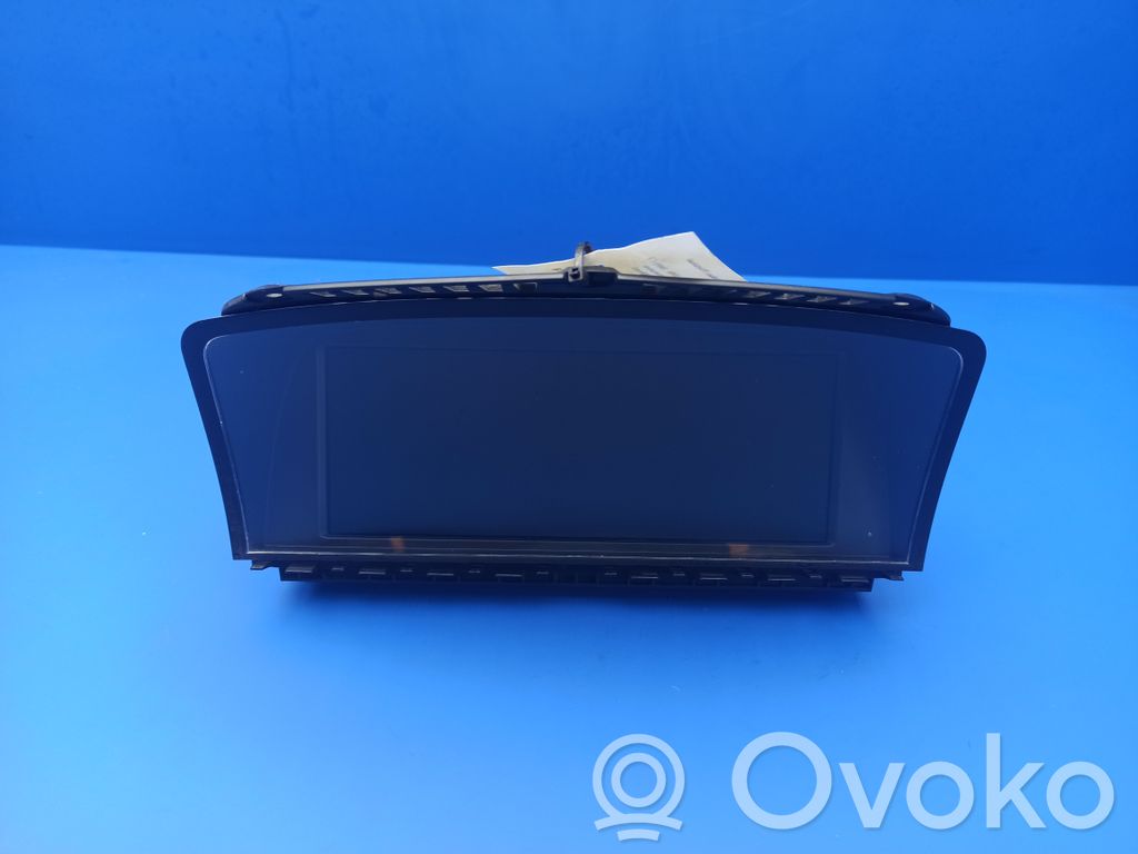 Bildschirm / Display / Anzeige   6923038,8385449,65826923038