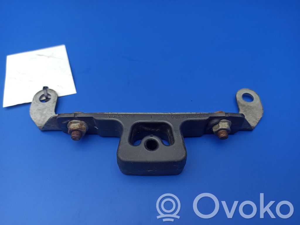 BMW 7 E65 E66 Muffler mount bracket/holder 