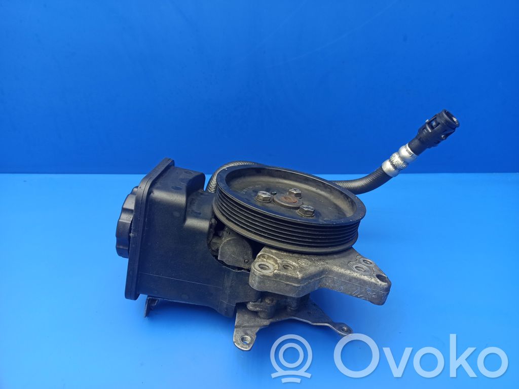 BMW 7 E65 E66 Ohjaustehostimen pumppu 