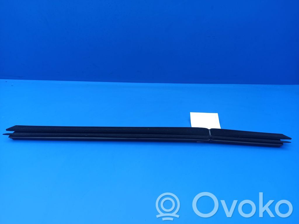 BMW 7 E65 E66 Muu takaoven verhoiluelementti 