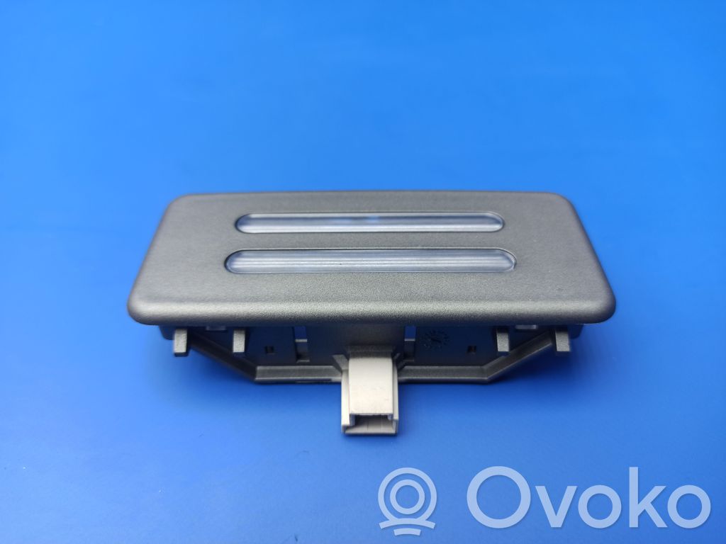 Front seat light   6902972,15514900