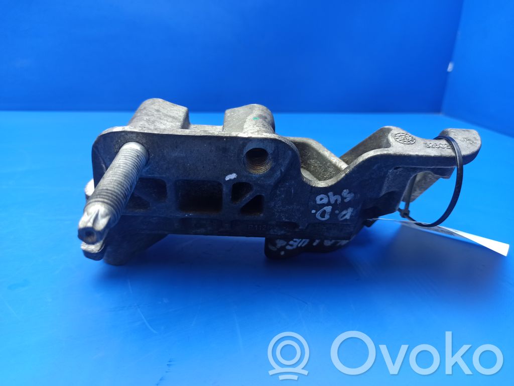 Volvo S40 Variklio tvirtinimo kronšteinas 