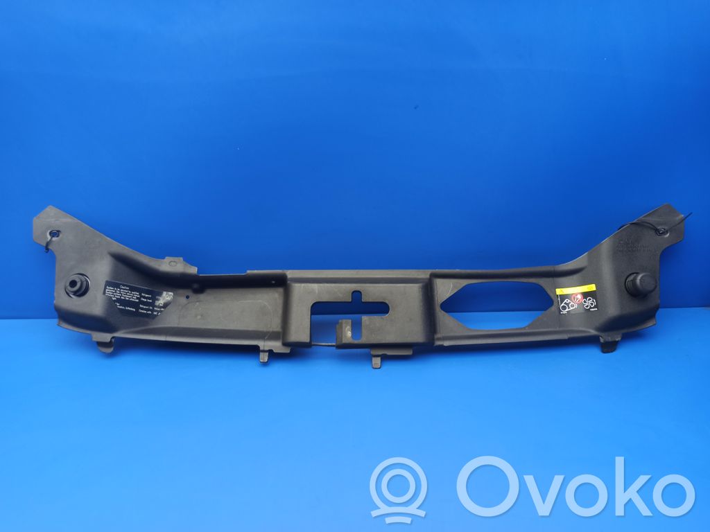 Volvo S40 Osłona pasa przedniego 