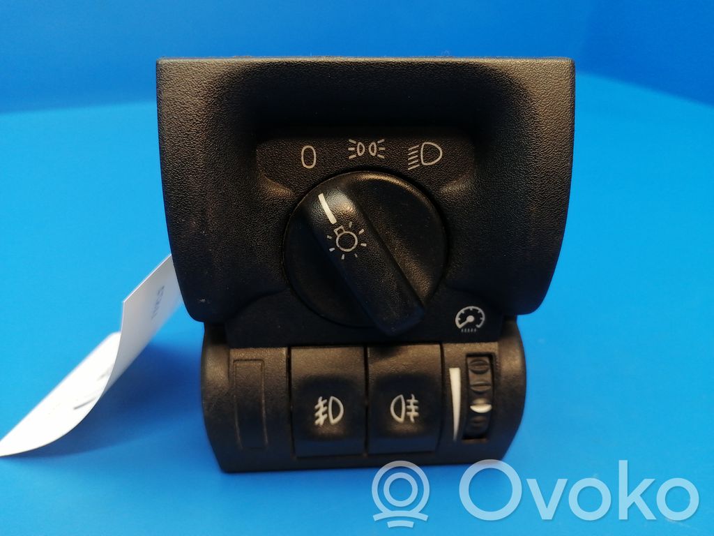 Opel Vectra B Interrupteur d’éclairage 