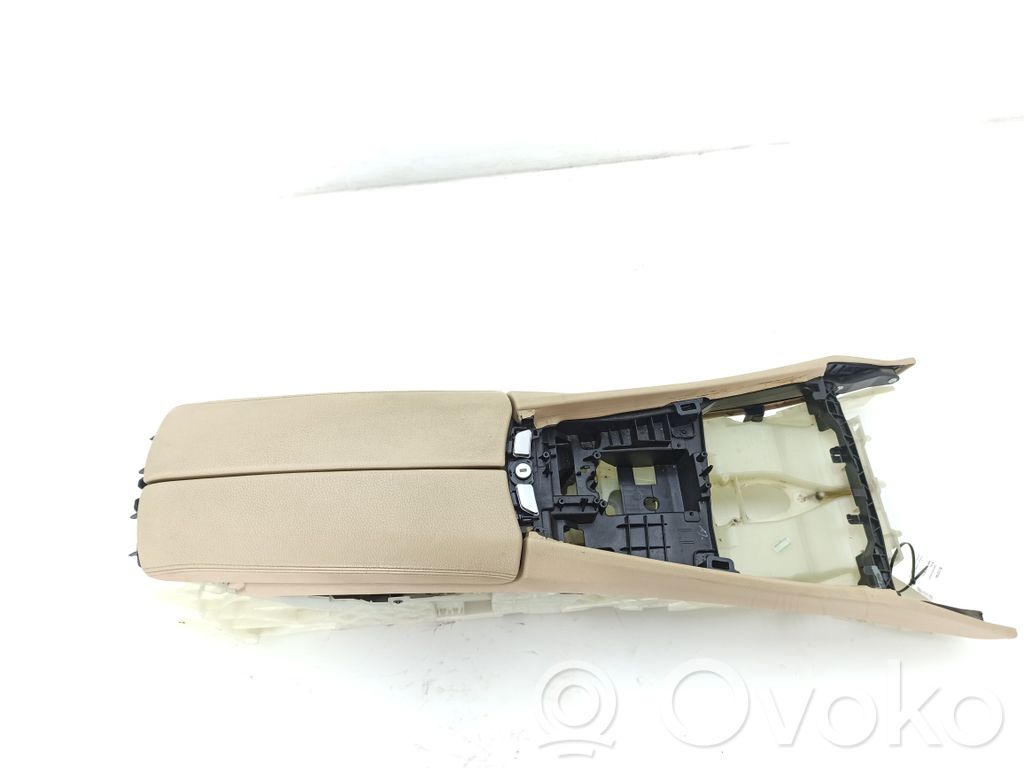BMW 5 GT F07 Podłokietnik tunelu środkowego 