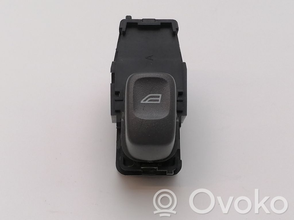 Electric window control switch   9472275,02W194