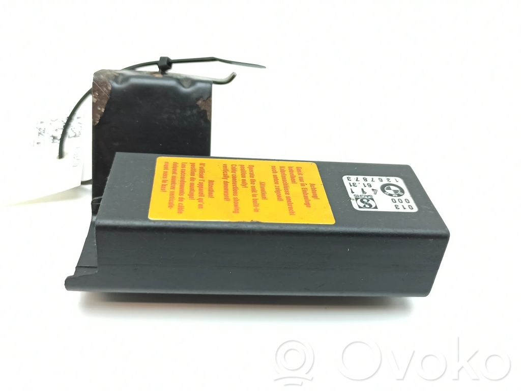 BMW 7 E23 Central locking relay 
