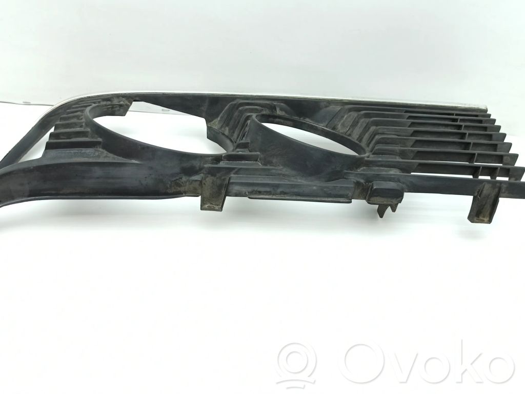 BMW 7 E23 Ajovalon valaisimen alalista 