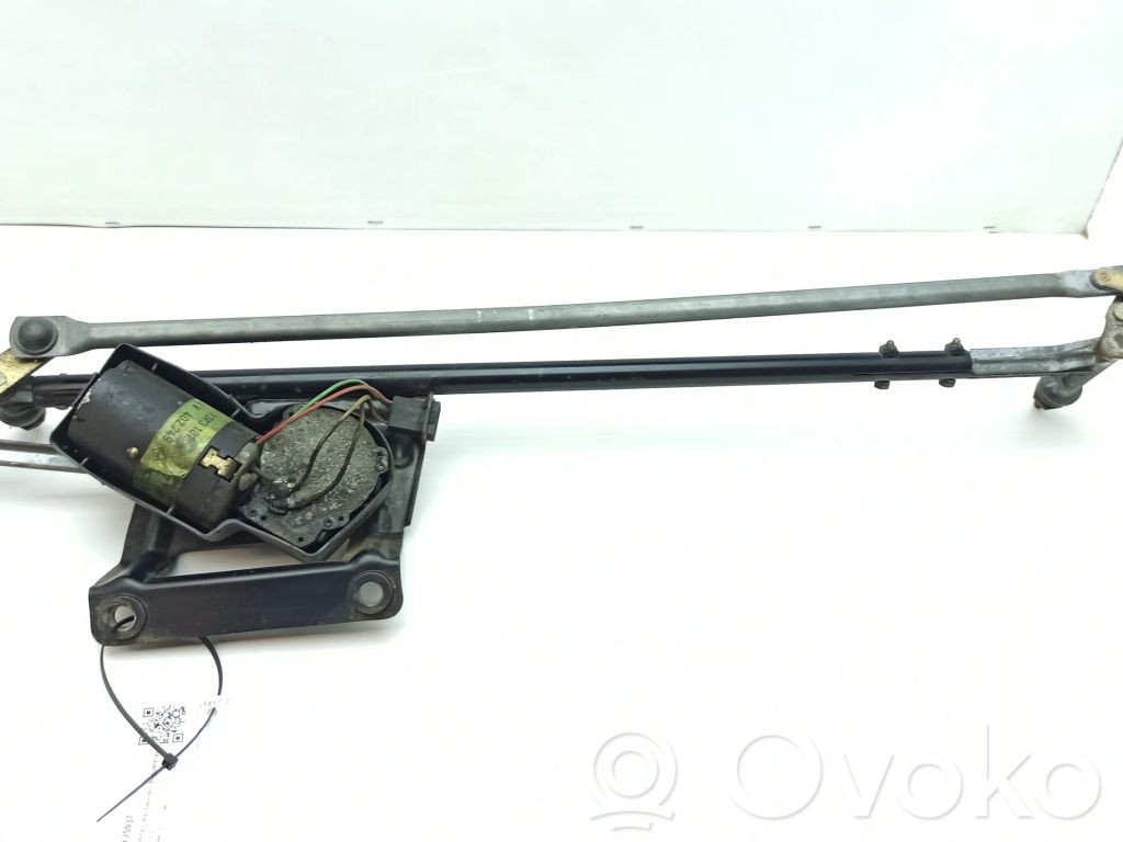 BMW 7 E23 Front wiper linkage and motor 