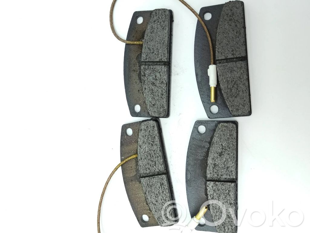 Jarrupalat (etu-)   060101,060101,6L065,0181037,0790710