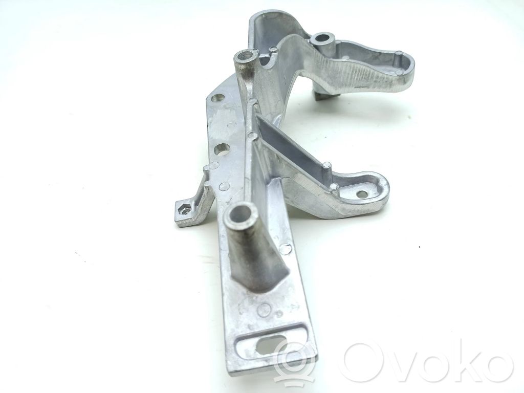 Microcar M.GO Engine mounting bracket 