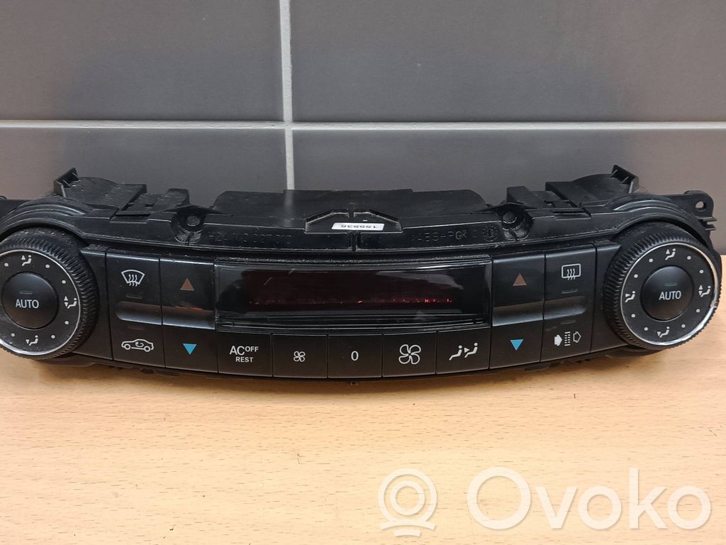 Mercedes-Benz E W211 Climate control unit 