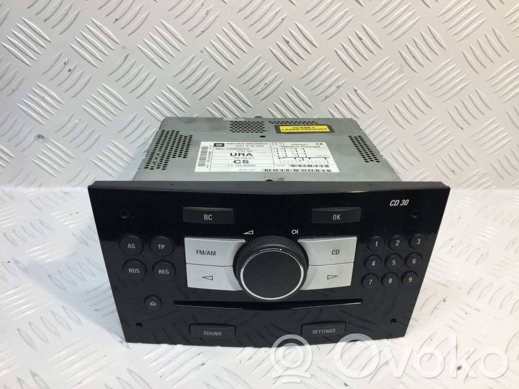 Opel Zafira B Panel / Radioodtwarzacz CD/DVD/GPS 