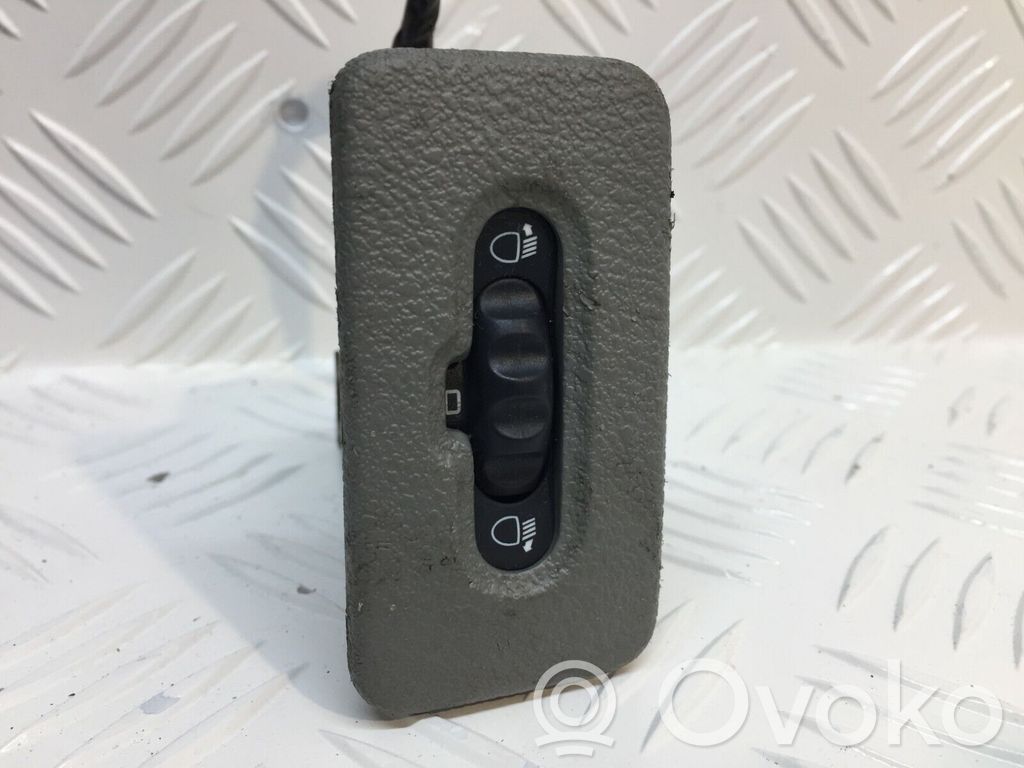 Headlight level height control switch   8200060042