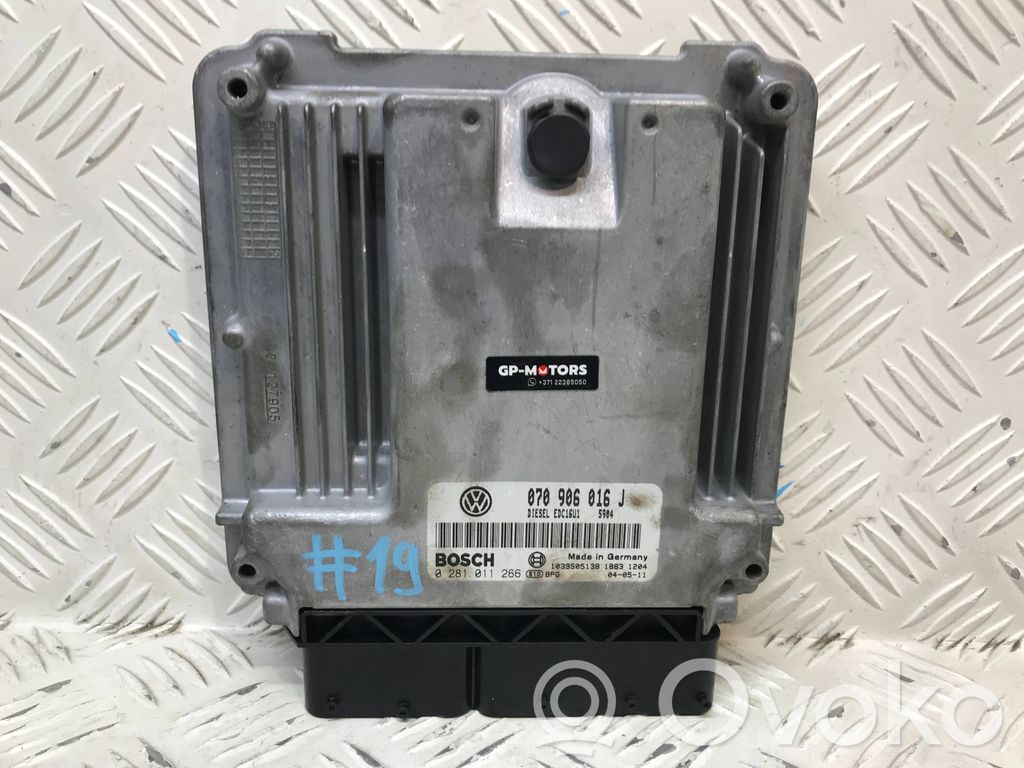 Volkswagen Multivan T5 Sterownik / Moduł ECU 
