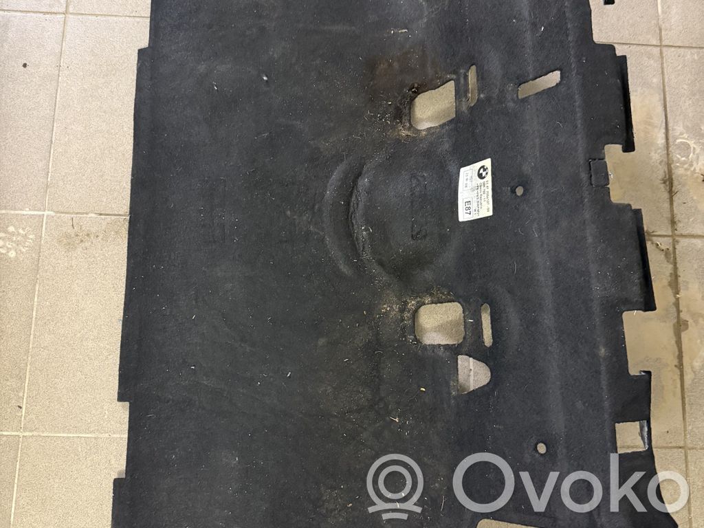BMW 1 E82 E88 Takaistuintilan tekstiilimatto 