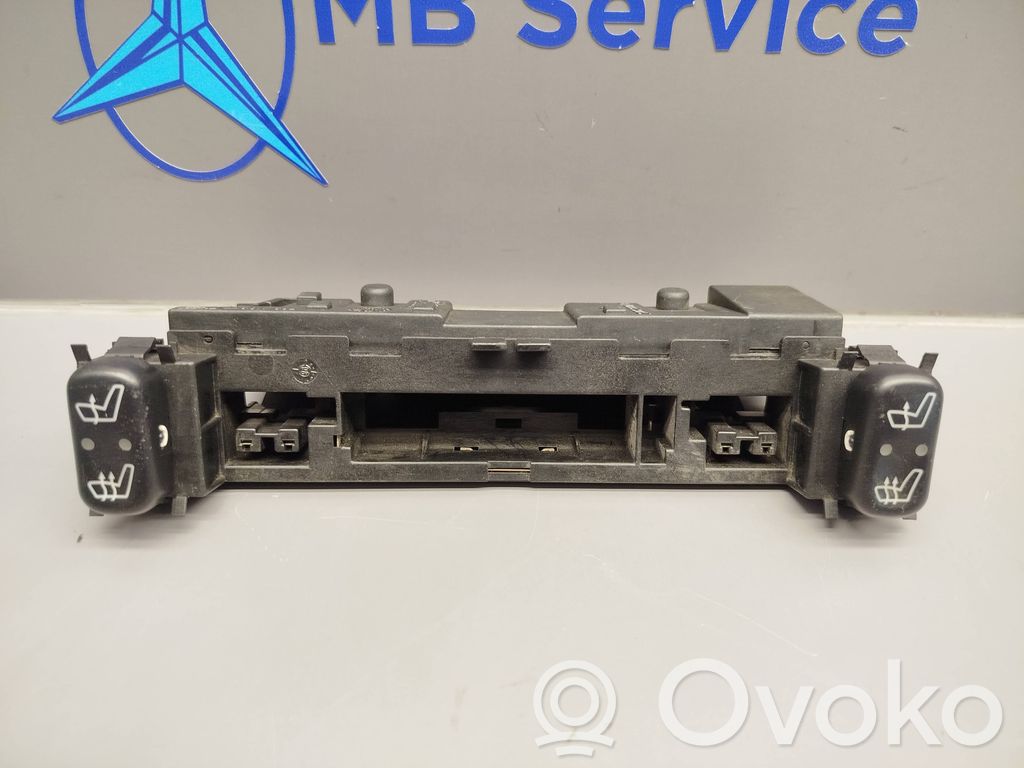 Mercedes-Benz E W210 Przełączniki podgrzewania foteli 