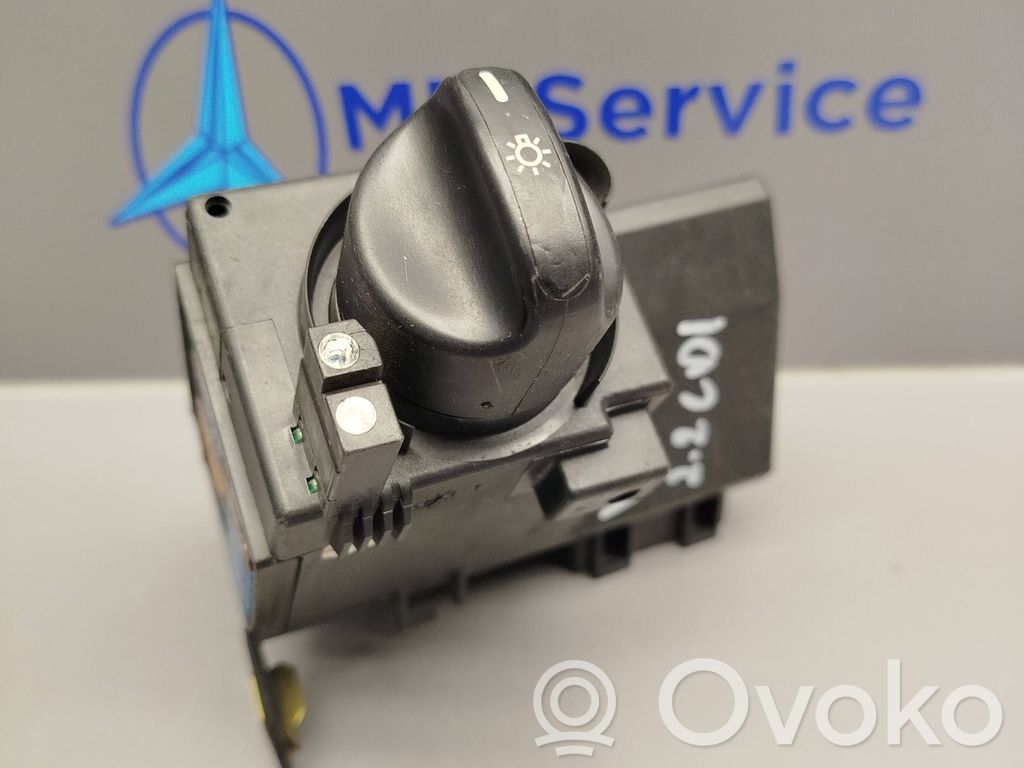 Mercedes-Benz E W210 Interruptor de luz 