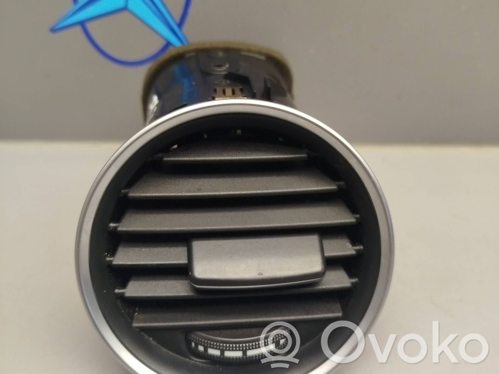 Mercedes-Benz C W204 Copertura griglia di ventilazione laterale cruscotto 
