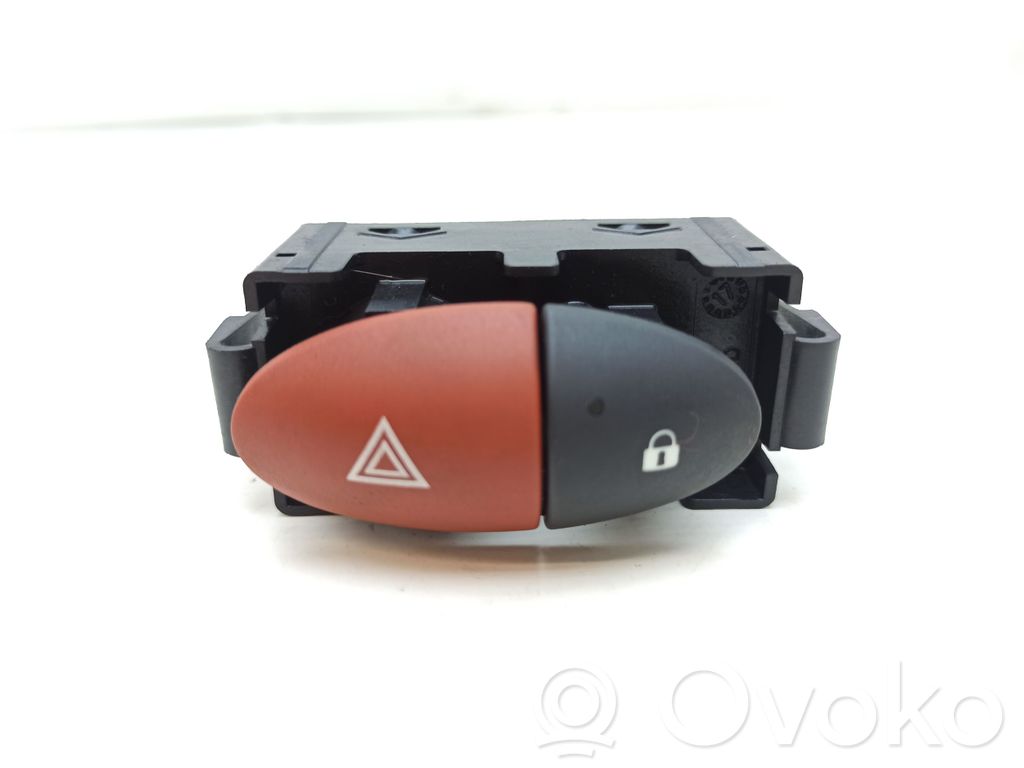 Renault Master III Hazard light switch 