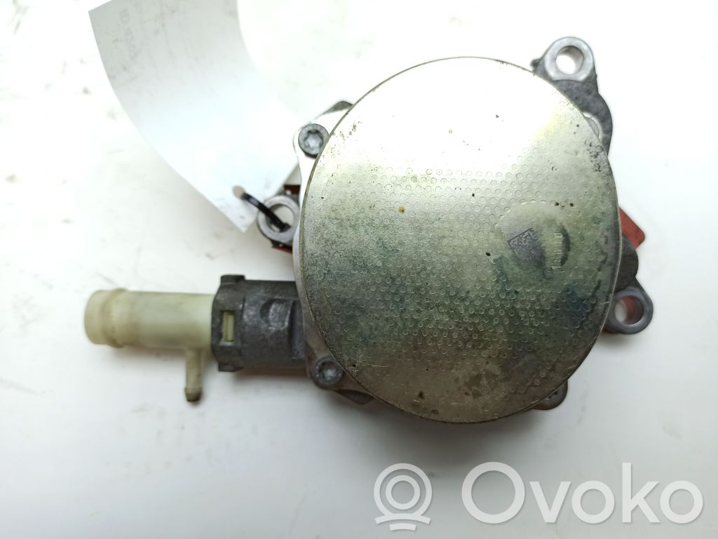 Renault Master III Vacuum pump 
