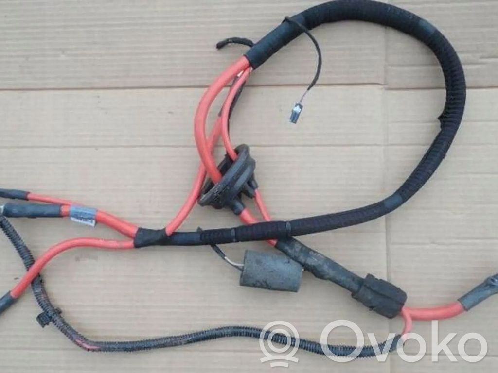 Audi Q7 4M Cable positivo (batería) 
