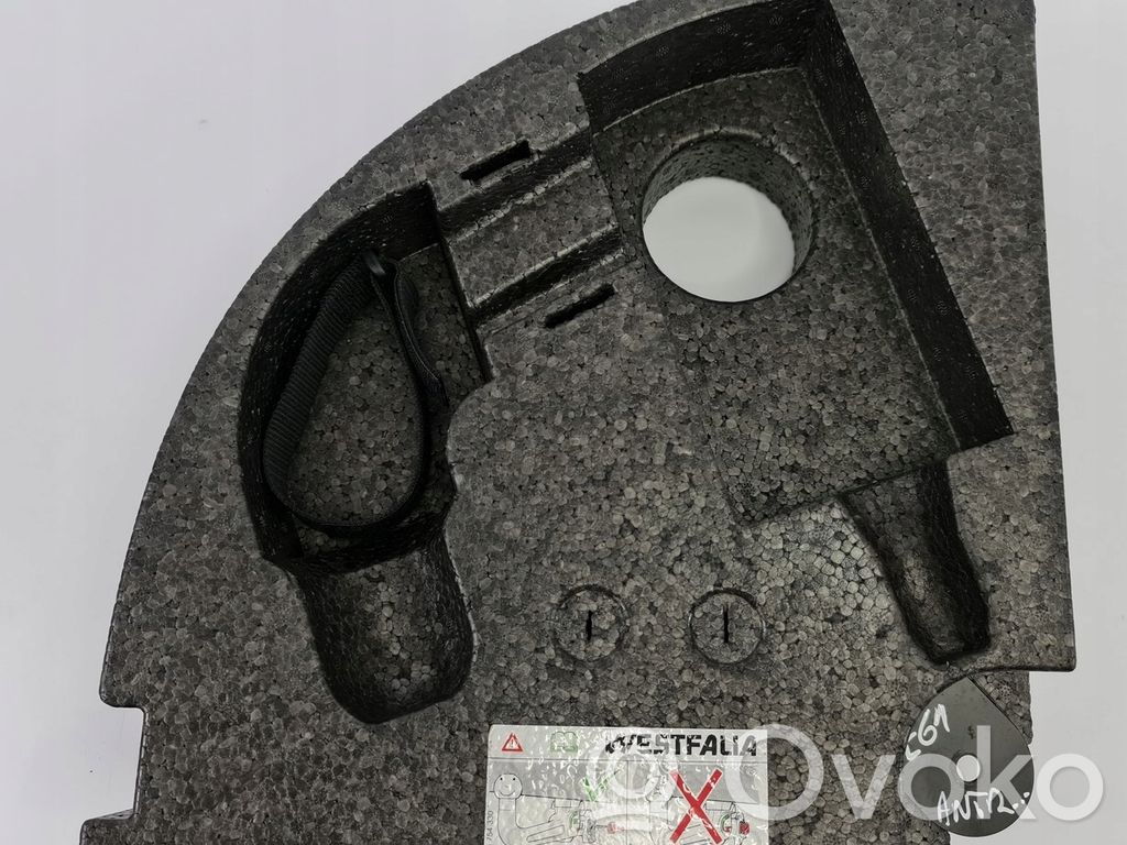 Other trunk/boot trim element   6760993