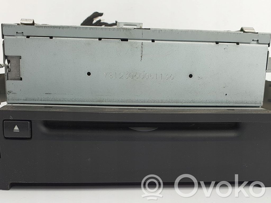 Vahvistin   12771230