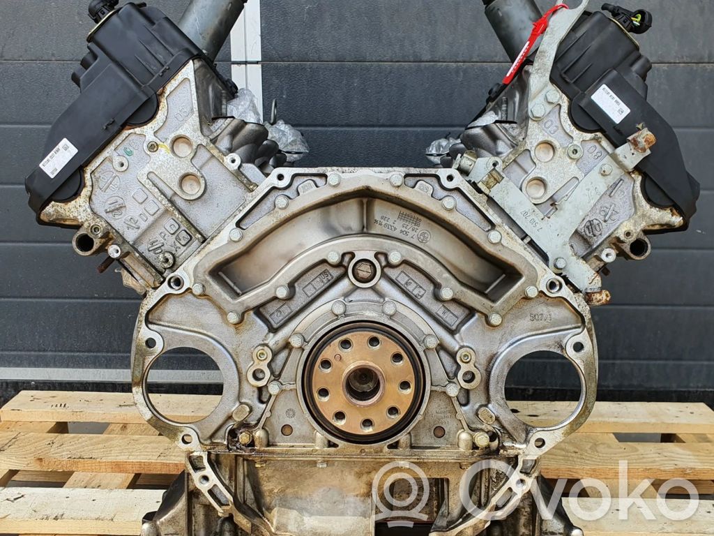 Moottori   N62B36