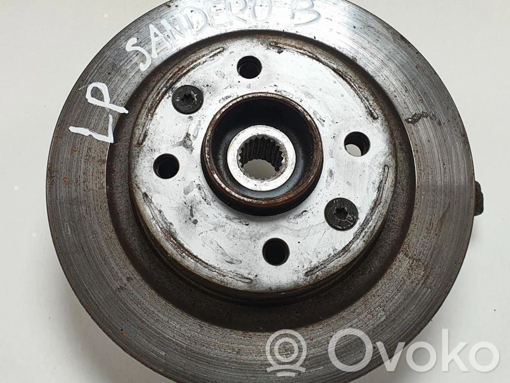 Cubo de rueda delantera