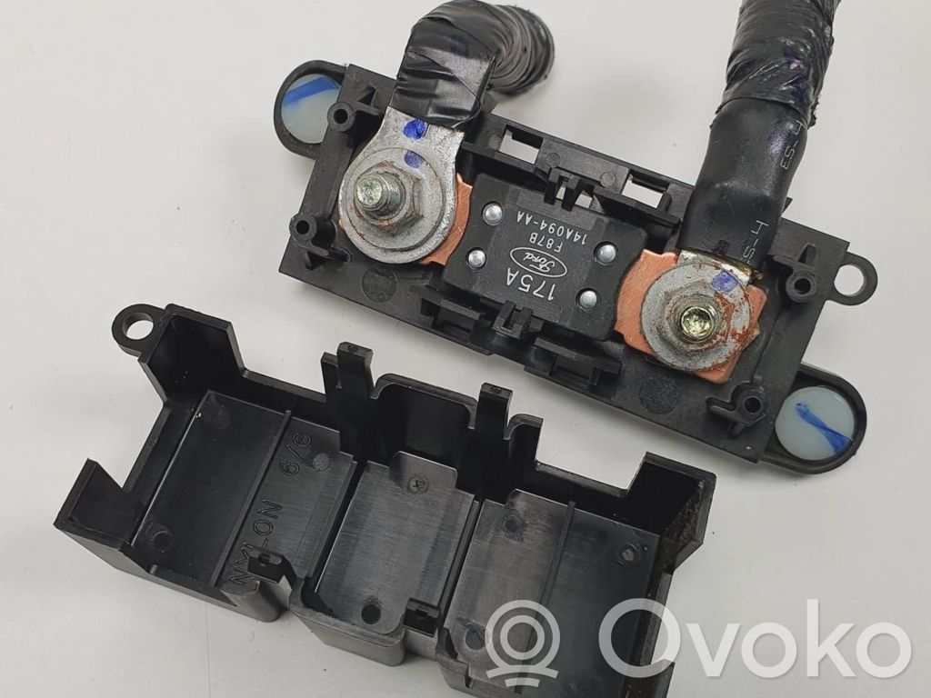 Jaguar S-Type Fuse 