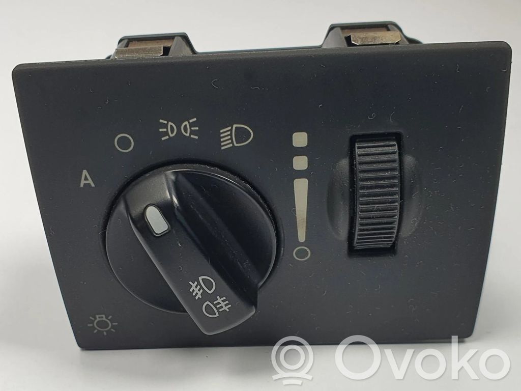 Mercedes-Benz E W211 Interruptor de control de altura del faro delantero 