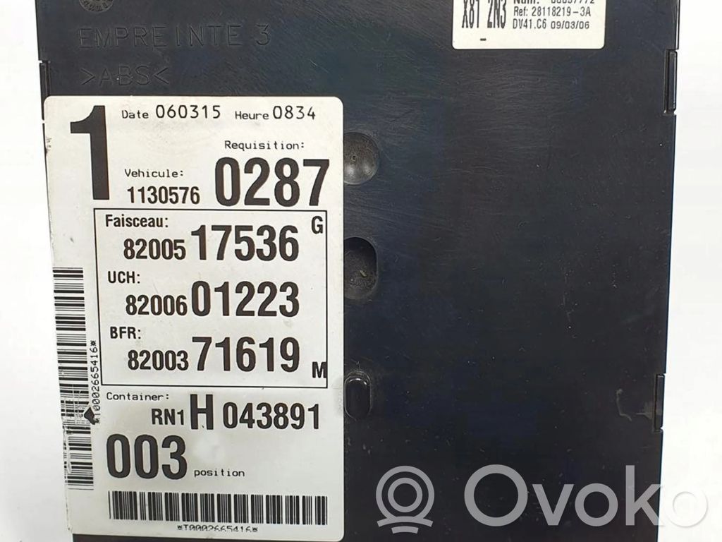 Fuse box set   8200517536