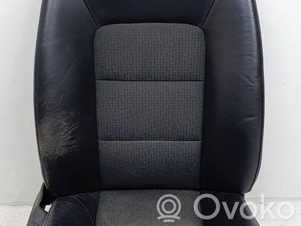 Volvo V70 Fotel przedni pasażera 