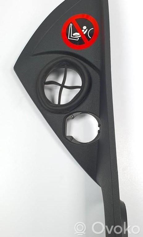 Ford Mondeo Mk III Dashboard side end trim 
