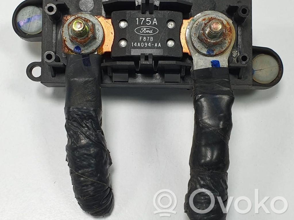 Jaguar S-Type Fuse 