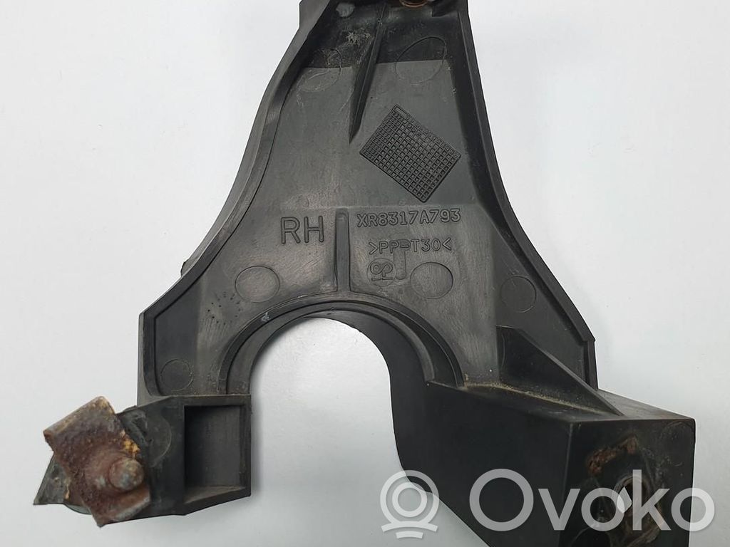 Jaguar S-Type Front bumper mounting bracket 
