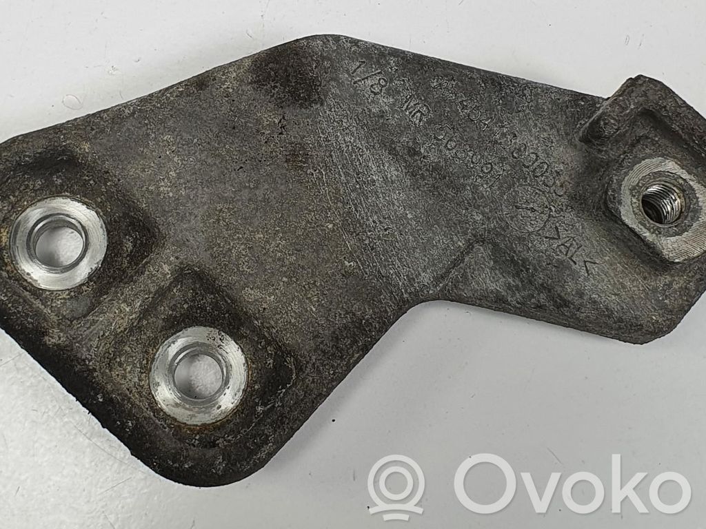 Volvo V50 Engine mounting bracket 