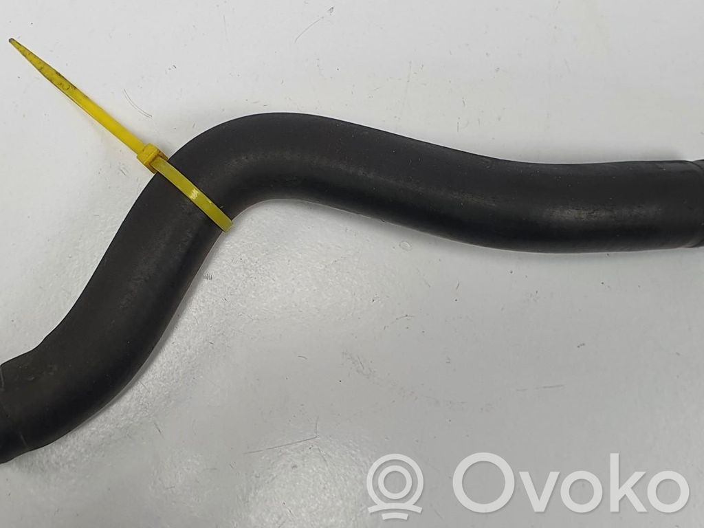 Volvo V50 Conductă/furtun lichid de răcire motor