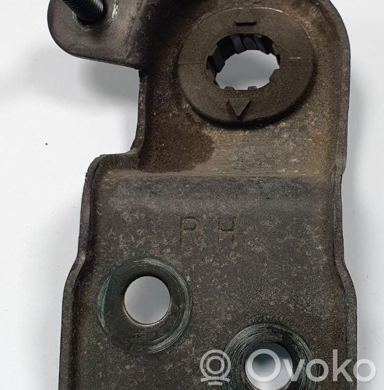 Autres pièces intérieures   323F,323F