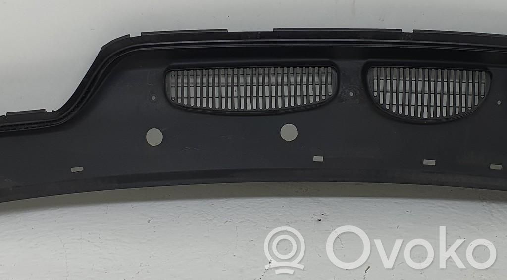 Ford C-MAX I Moldura del limpia 