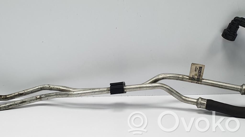 Ohjaustehostimen letkusto   9X237R081AC,9X237R081AC