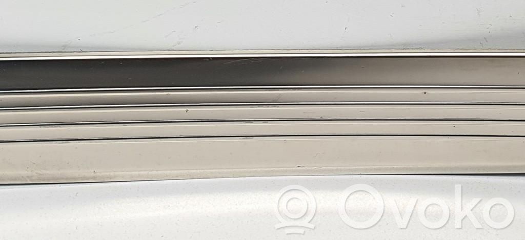Mercedes-Benz E W213 Copertura del rivestimento del sottoporta posteriore