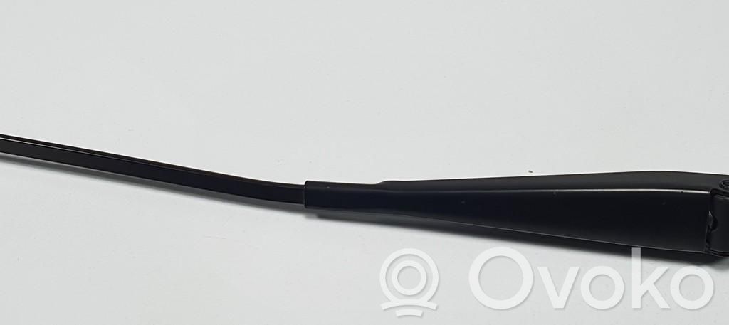 Mercedes-Benz A W169 Bras d'essuie-glace avant
