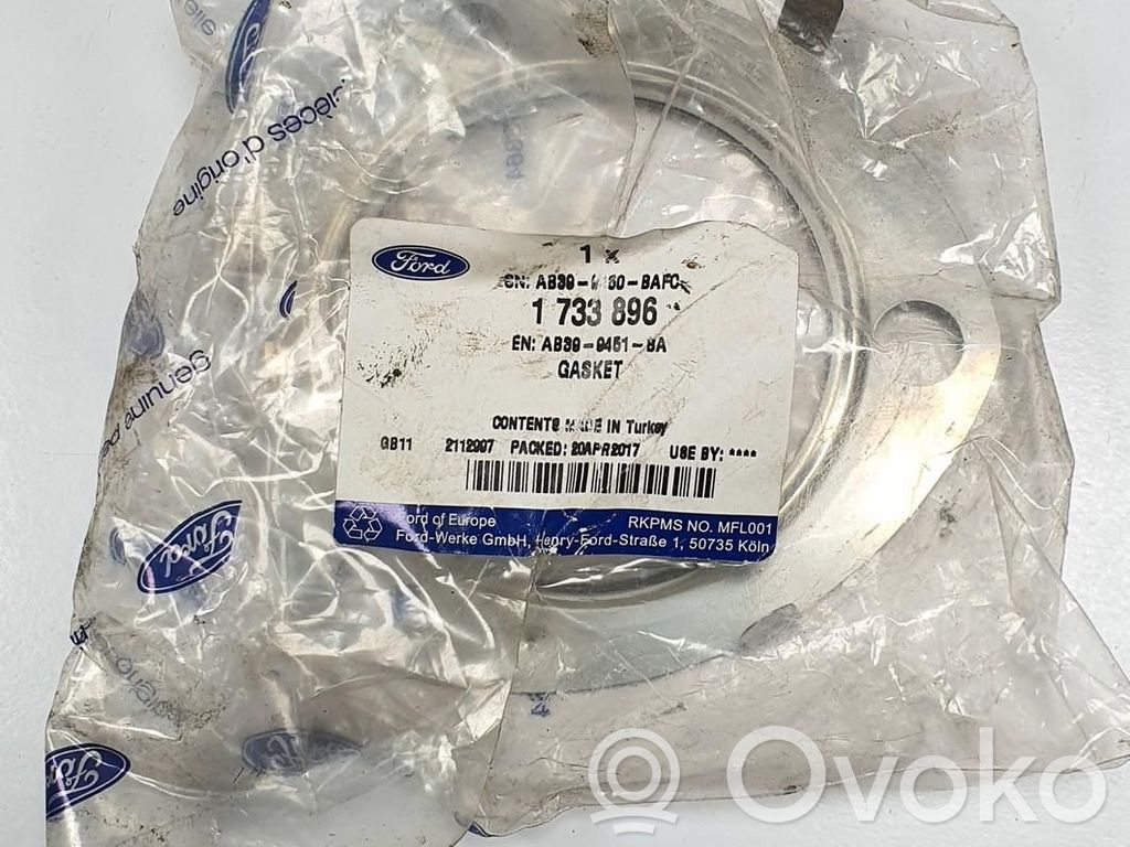 Ford Transit Alte piese compartiment motor 
