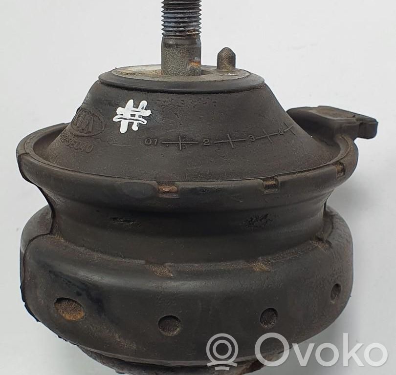 KIA Sorento Engine mount vacuum valve 