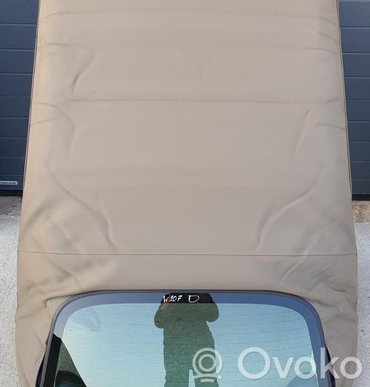 Mercedes-Benz E C207 W207 Dach składany miękki / twardy