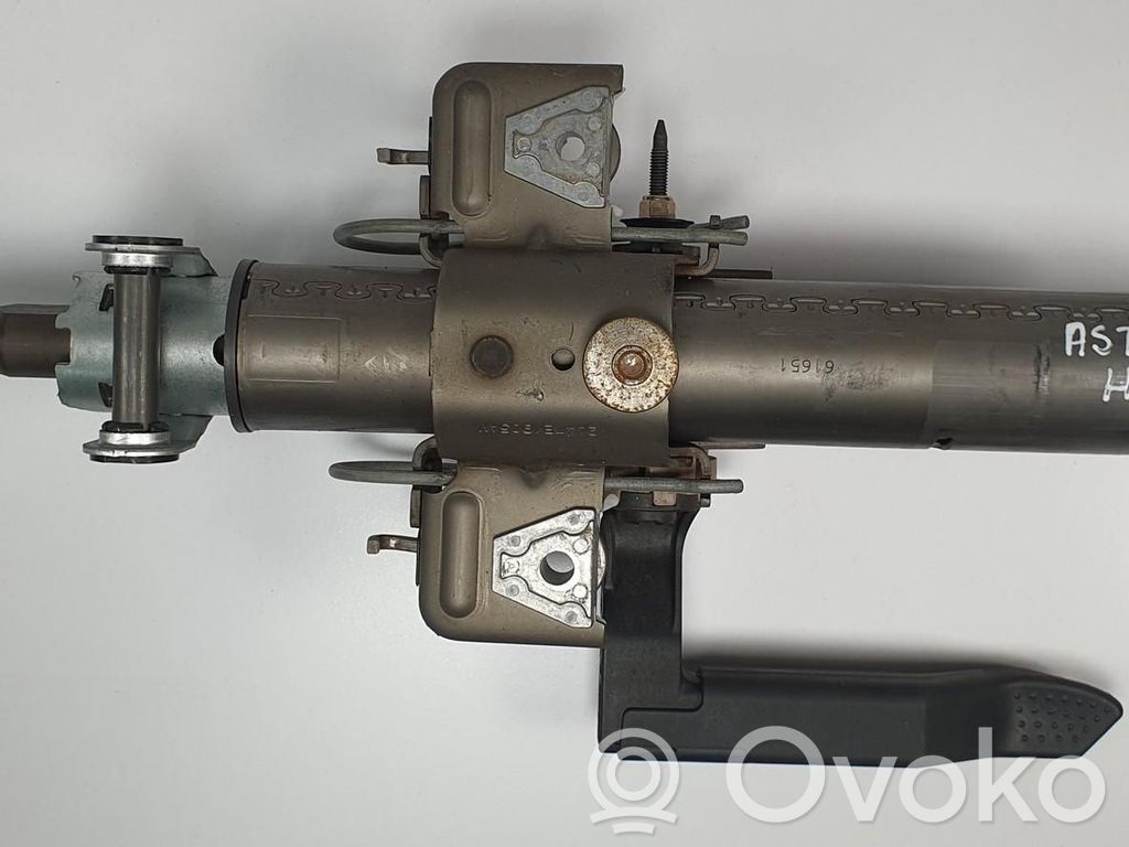 Opel Astra H Ohjauspyörän akseli 