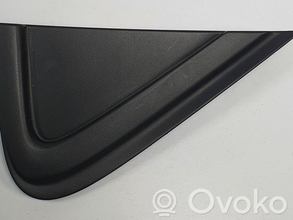 Renault Twingo III Rivestimento passaruota posteriore