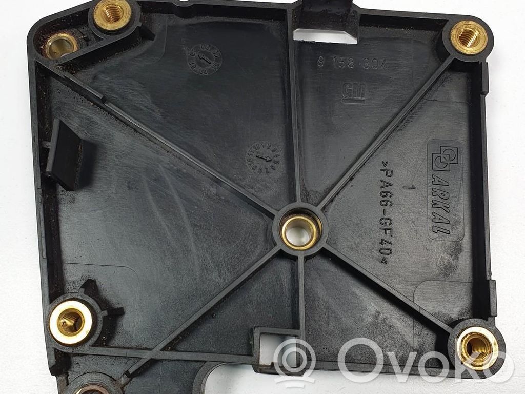Opel Astra G Soporte de la unidad de control del motor 
